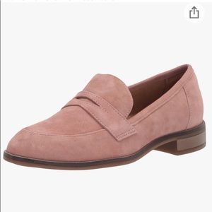 NWT Clarks Women's Trish Rose Loafer Pink Suede